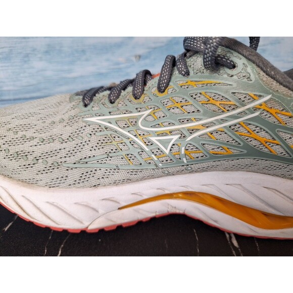 Mizuno Wave Inspire 20 XX Men\'s Gray Orange Running Shoes Sz 6.5 main image 2
